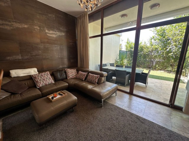 Reihenhaus, Cancelada, R5069701
