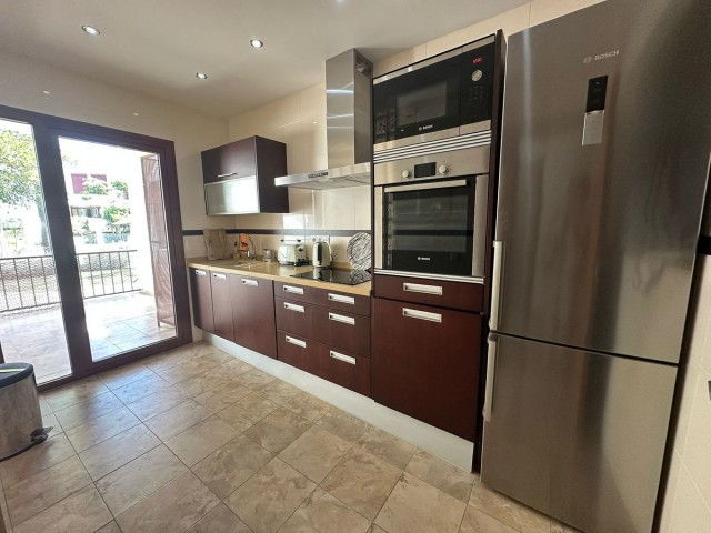 Maison mitoyenne avec 3 Chambres  à Cancelada