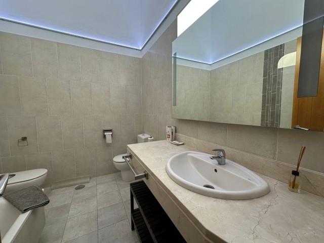 Maison mitoyenne avec 3 Chambres  à Cancelada