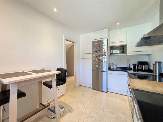 Maison mitoyenne avec 3 Chambres  à Estepona