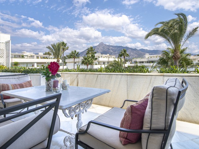 Penthouse avec 3 Chambres  à Puerto Banús