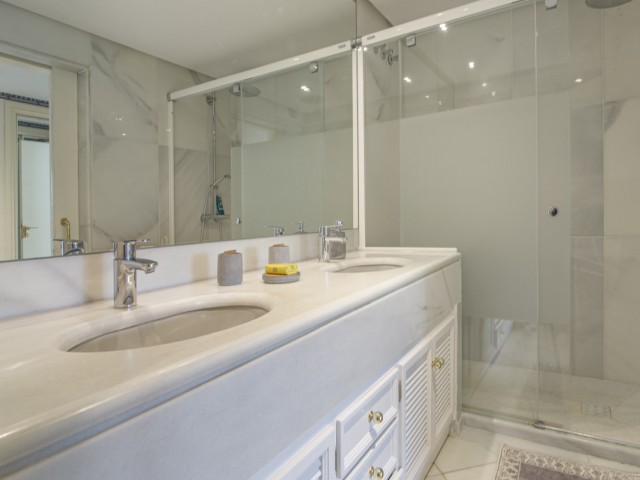 Takvåning i Puerto Banús