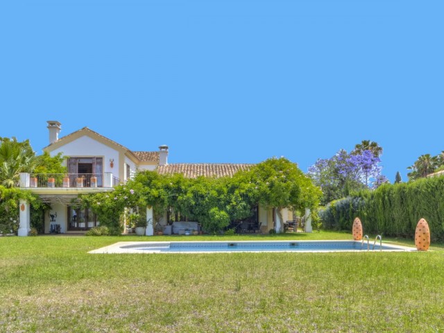 Villa avec 5 Chambres  à El Rosario
