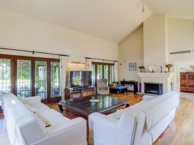 Villa avec 5 Chambres  à El Rosario