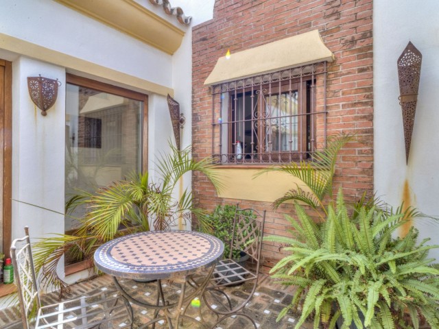 Villa avec 5 Chambres  à El Rosario