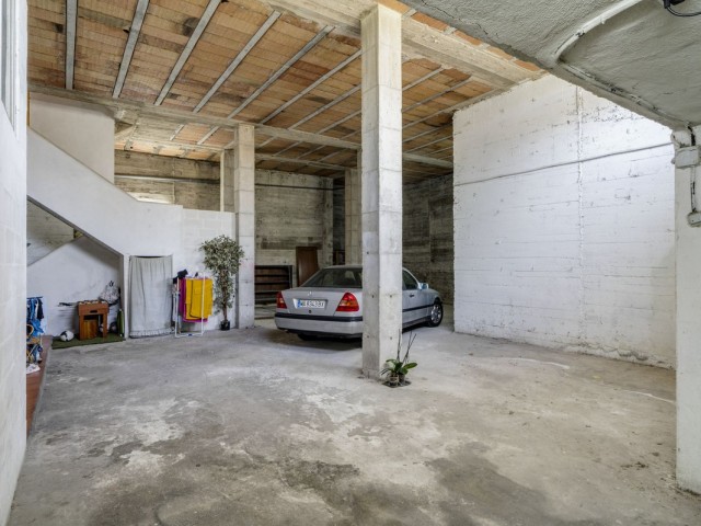 5 Bedrooms Villa in Marbella