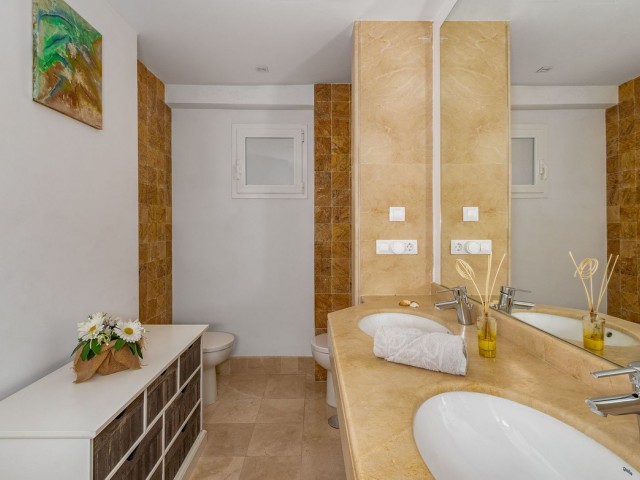 4 Soveroms Villa i Benalmadena