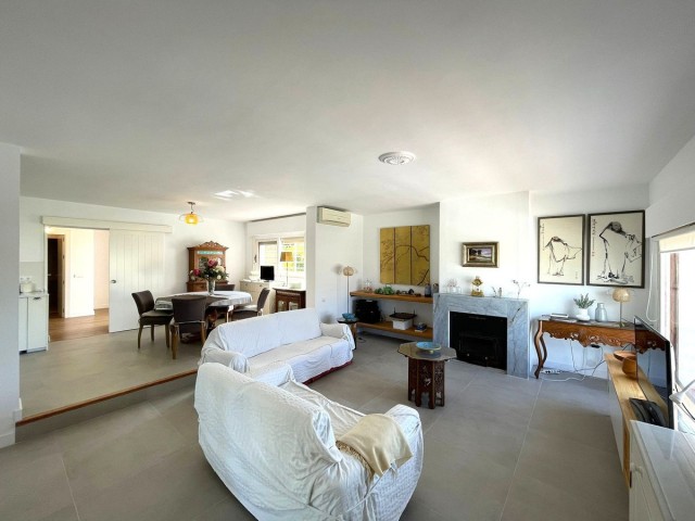 4 Soveroms Villa i Estepona