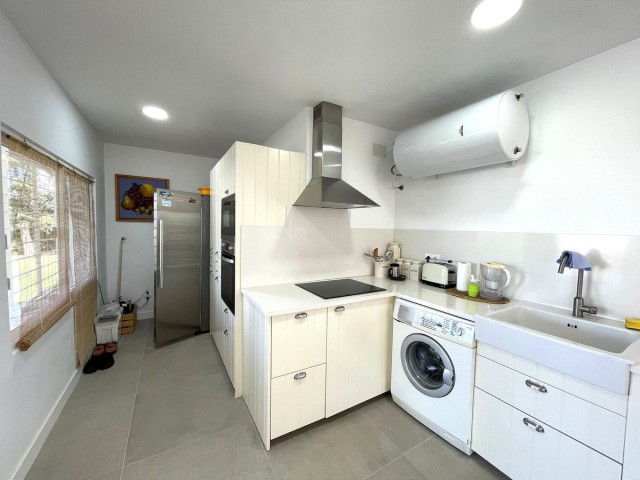 4 Soveroms Villa i Estepona