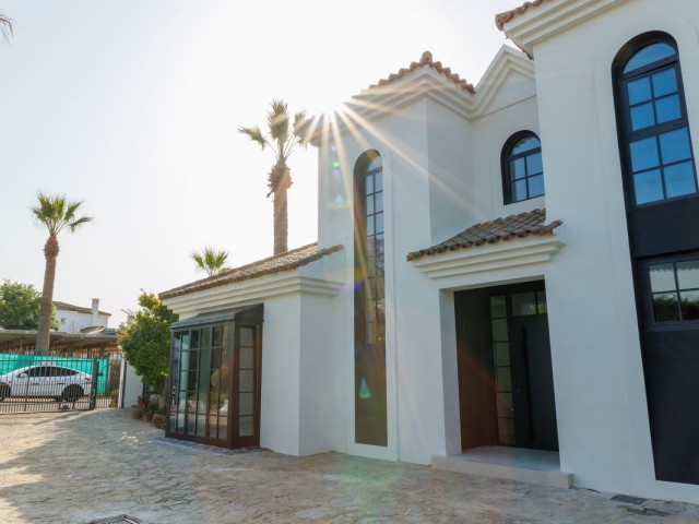 3 Soveroms Villa i Sotogrande