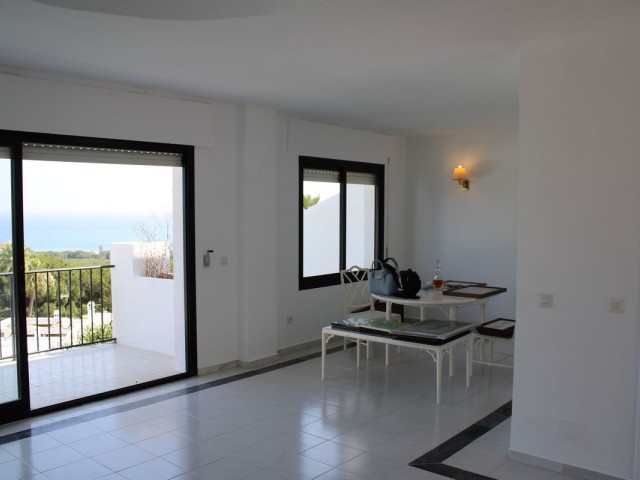 2 Schlafzimmer Villa in Cabopino