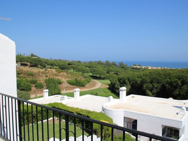 2 Schlafzimmer Villa in Cabopino