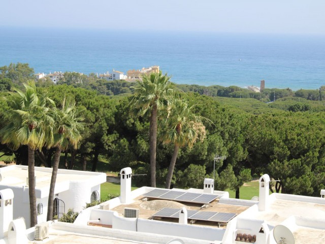 2 Schlafzimmer Villa in Cabopino