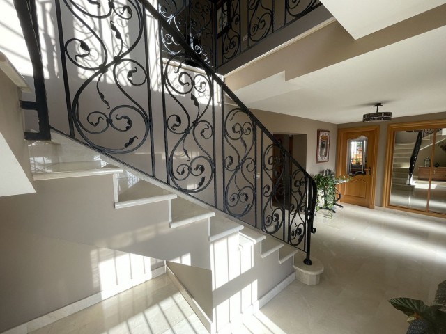 5 Bedrooms Villa in Málaga