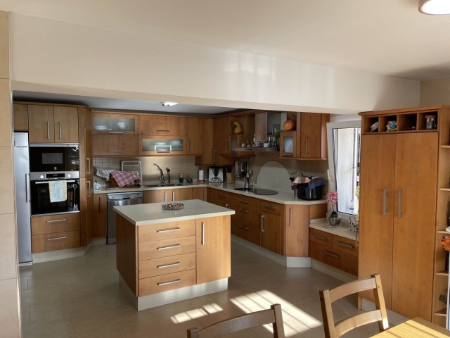5 Bedrooms Villa in Málaga