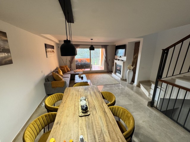5 Schlafzimmer Reihenhaus in Artola