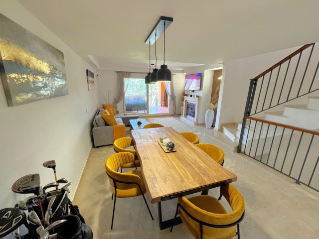 5 Soveroms Rekkehus i Artola