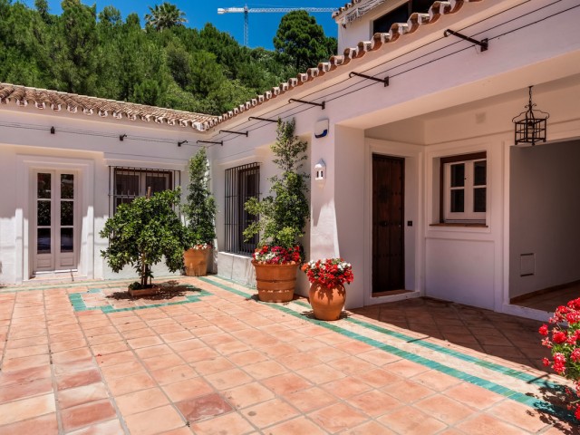 Apartment, La Zagaleta, R5072686