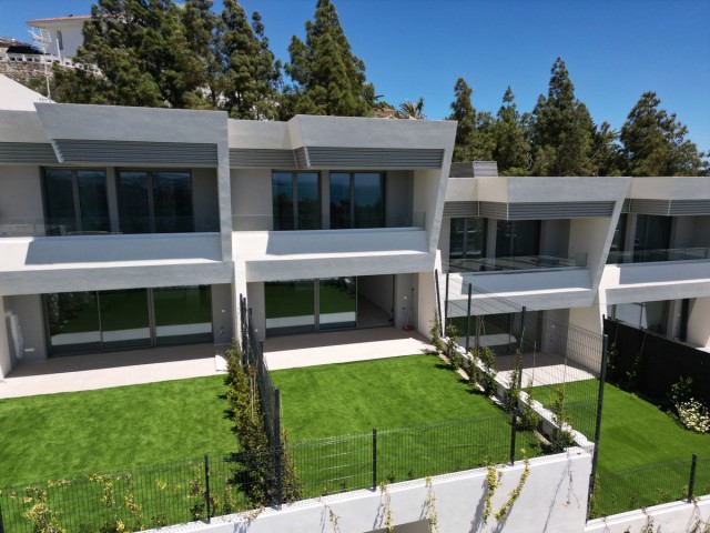 Maison mitoyenne avec 3 Chambres  à El Chaparral