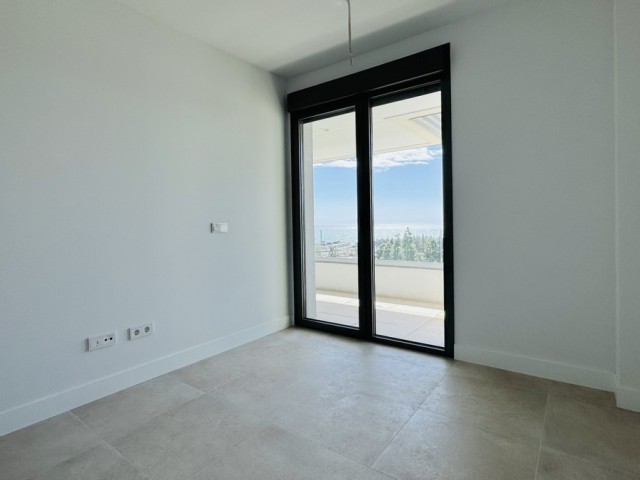 Maison mitoyenne avec 3 Chambres  à El Chaparral