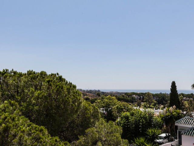3 Schlafzimmer Reihenhaus in Nueva Andalucía