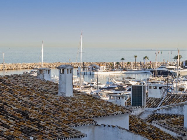 Penthouse in Puerto Banús