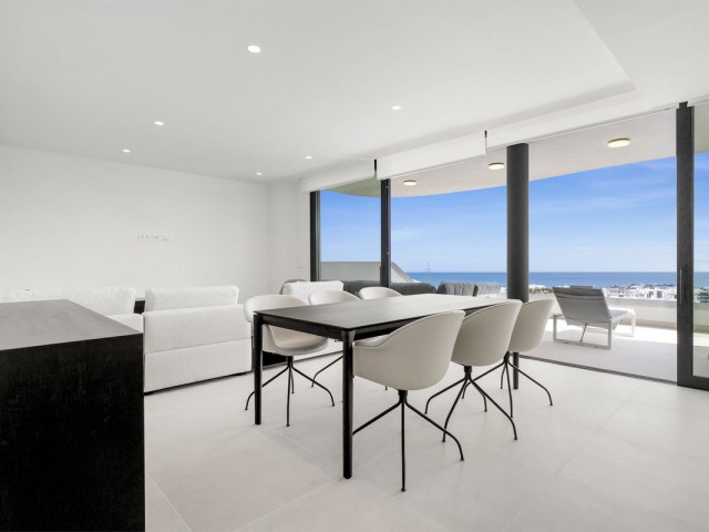 Apartamento con 2 Dormitorios  en Fuengirola