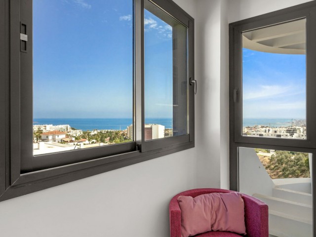 Apartamento con 2 Dormitorios  en Fuengirola