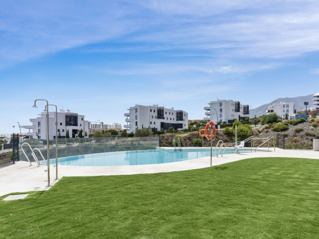 Apartamento con 2 Dormitorios  en Fuengirola