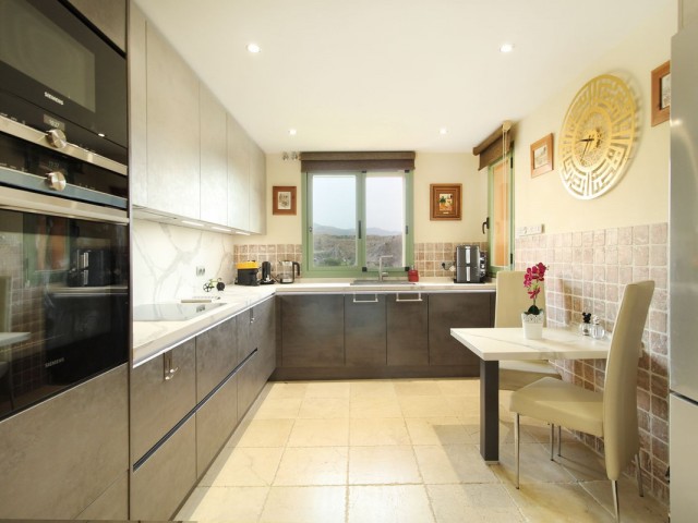 3 Makuuhuoneen Huoneisto Los Flamingos