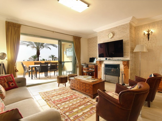 3 Makuuhuoneen Huoneisto Los Flamingos