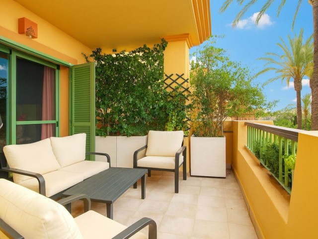 Appartement avec 3 Chambres  à Los Flamingos