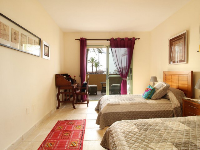 Appartement avec 3 Chambres  à Los Flamingos