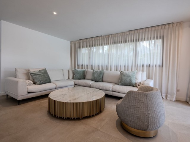 4 Makuuhuoneen Huvila Puerto Banús