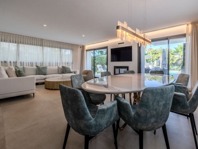 4 Makuuhuoneen Huvila Puerto Banús