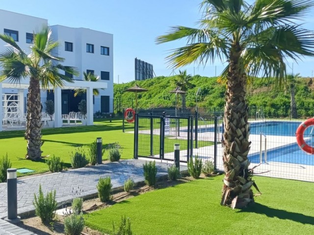 Apartamento con 2 Dormitorios  en Estepona