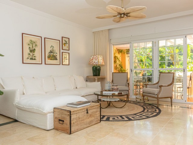 3 Bedrooms Townhouse in Marbella
