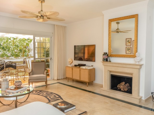 Adosado con 3 Dormitorios  en Nagüeles