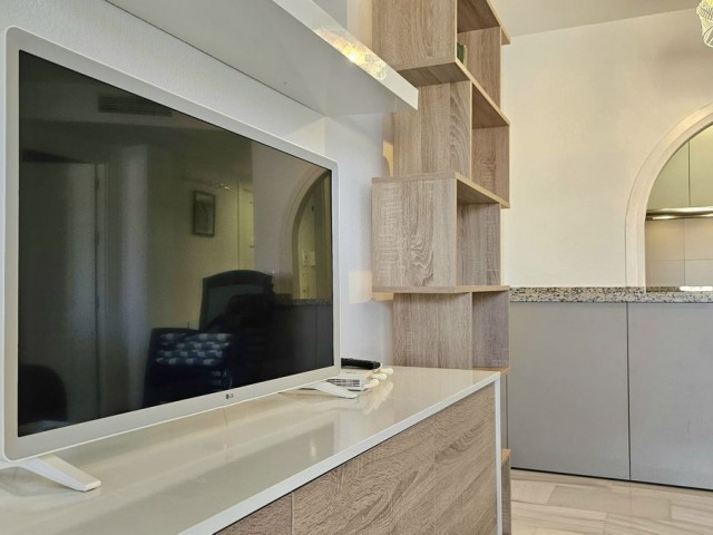 Apartamento con 2 Dormitorios  en La Cala de Mijas