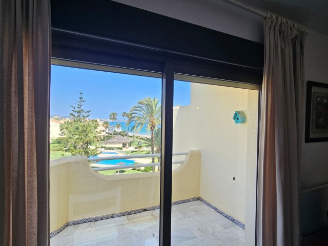 Apartamento con 2 Dormitorios  en La Cala de Mijas
