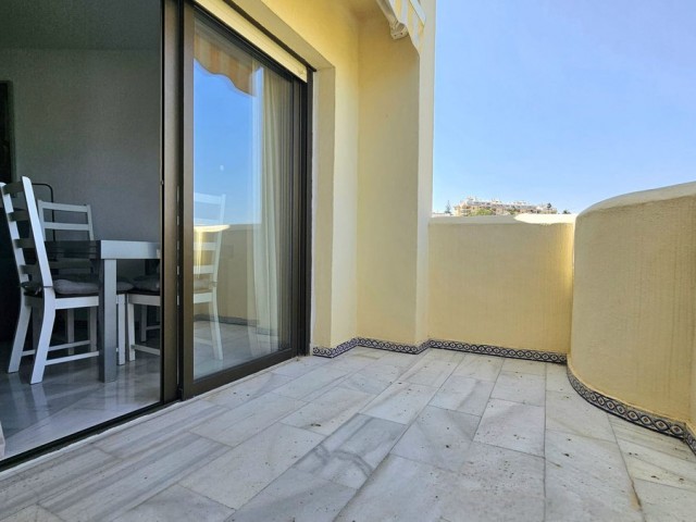 Apartamento con 2 Dormitorios  en La Cala de Mijas