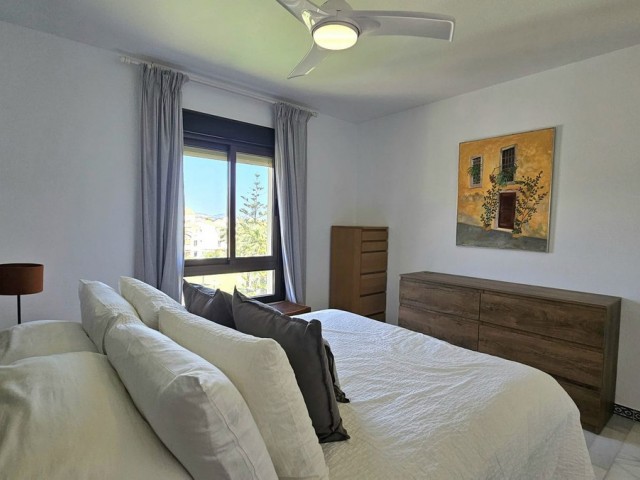 Apartamento con 2 Dormitorios  en La Cala de Mijas