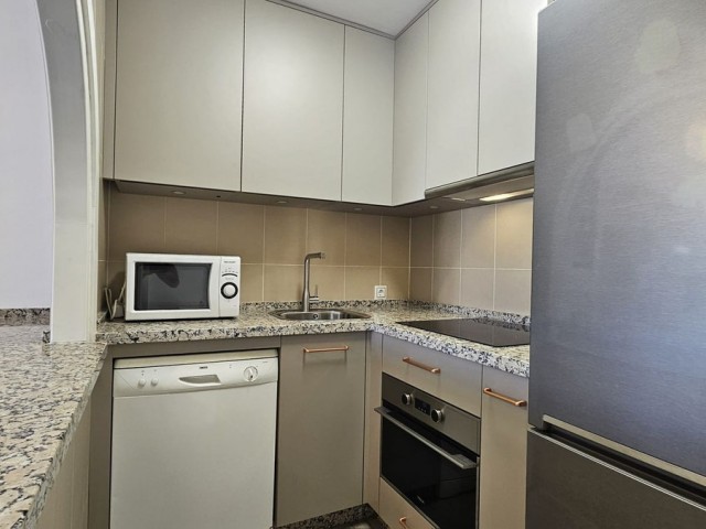 Apartamento con 2 Dormitorios  en La Cala de Mijas