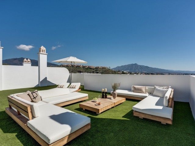 3 Bedrooms Apartment in Benahavís