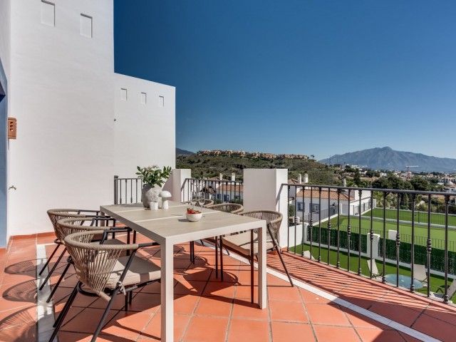 3 Bedrooms Apartment in Benahavís
