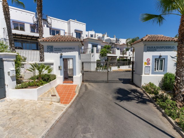 3 Bedrooms Apartment in Benahavís