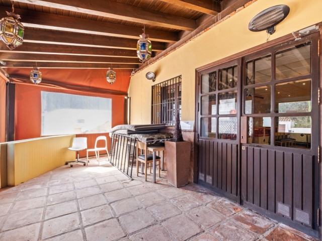 Commercial in Calahonda