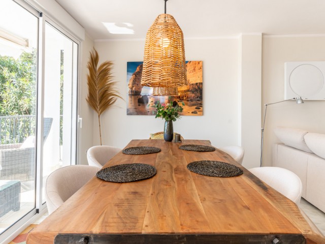 Apartamento con 3 Dormitorios  en Mijas