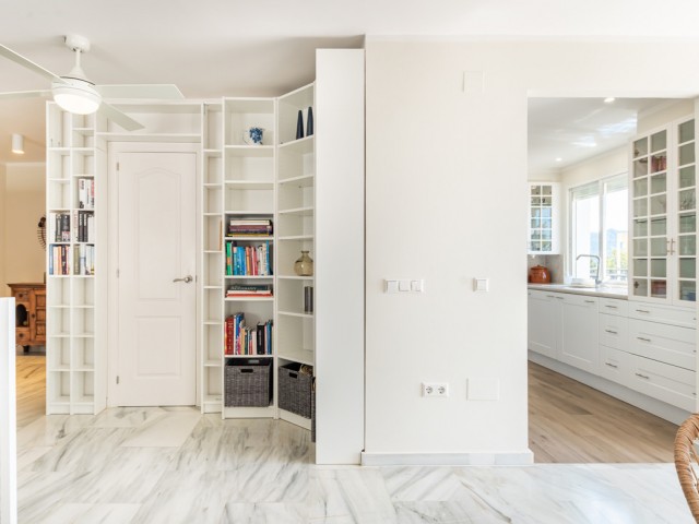 Apartamento con 3 Dormitorios  en Mijas