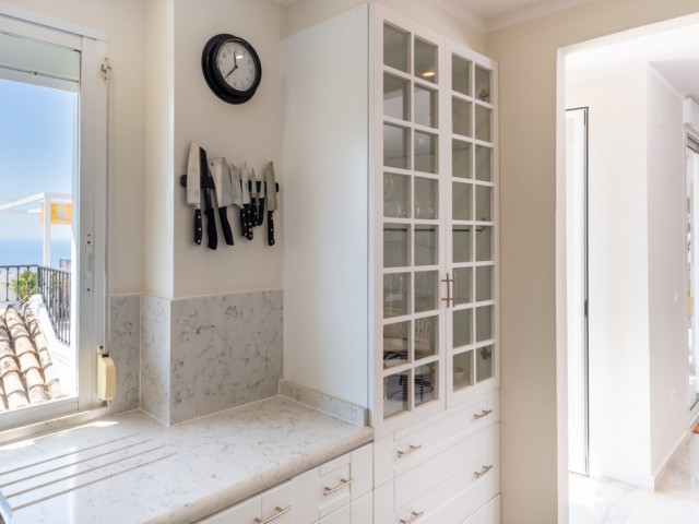 Apartamento con 3 Dormitorios  en Mijas